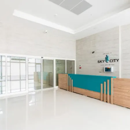 Regina's Sky View 32nd Floor Скоп'є