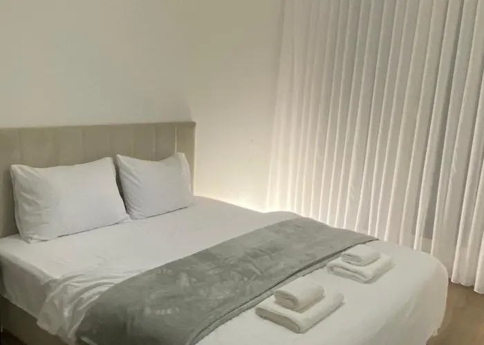 Regina's Sky View 32nd Floor