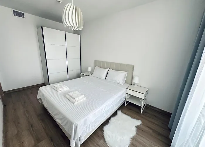 Regina's Sky View 32nd Floor Skopje