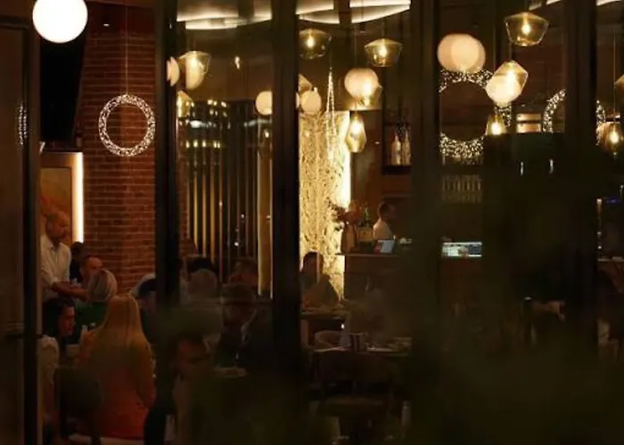 Regina's Sky View 32nd Floor Lejlighed *