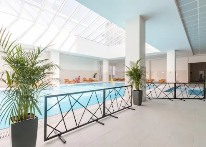 Regina's Sky View 32nd Floor